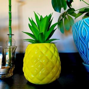 Artificial potted plant